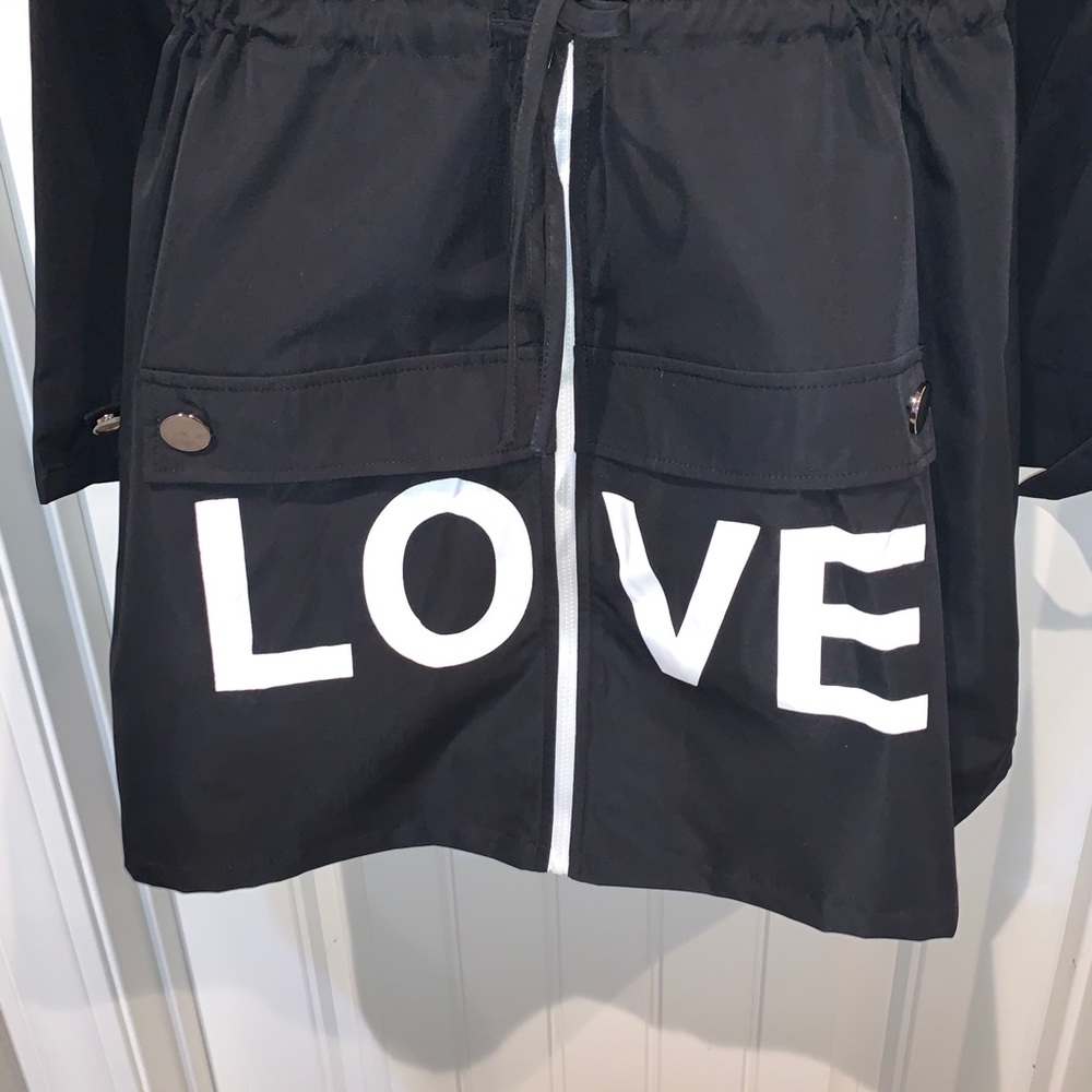 Black Zip Up Jacket That says LOVE - Picture 9 of 12